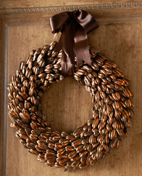 22 Inch Natural Pod Wreath 202//251